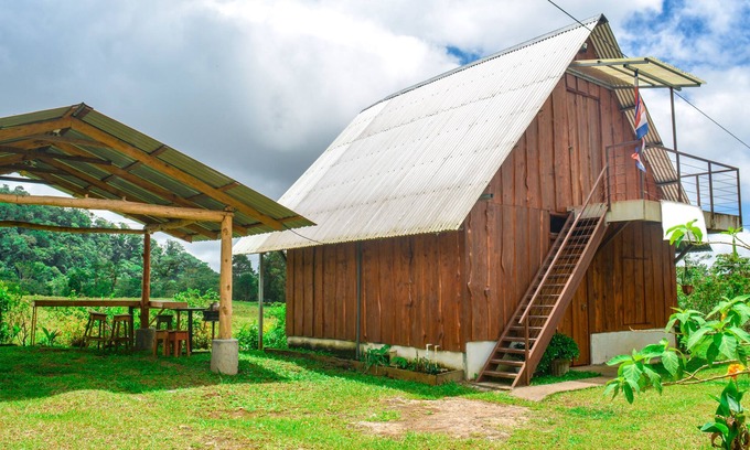 Toro Amarillo Maison | Las Reinas, spectacular cabin