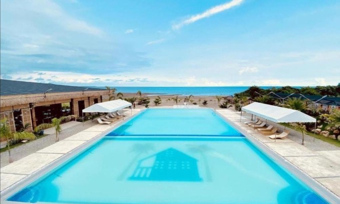 Mansalay Station Balnéaire | LaSersita Casitas and Water Spa Beach Resort by Cocotel