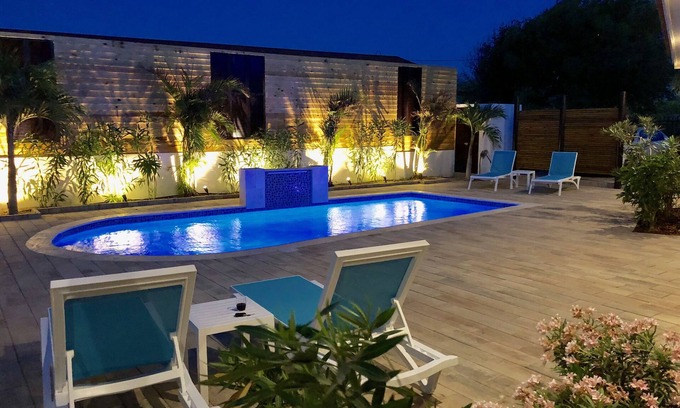 Opal Villa | NOUVELLE VILLA DE LUXE 4 + 1 CAC, 6 SALLES DE BAIN À RITZ, MARRIOTT ET PALM BEACH