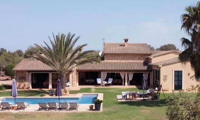 Llucmajor Villa | Offre de dernière minute! Derniers endroits dans une villa exclusive avec piscine, barbecue, wifi, A /