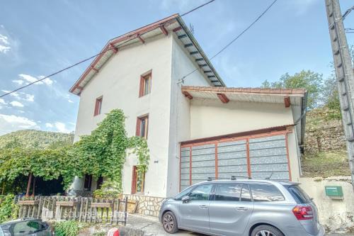 Tenay Maison | Laura Happy Guest House