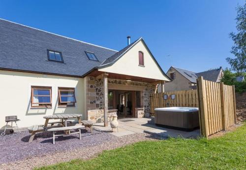 Linlithgow Appartement | Laurel Cottage at Williamscraig Holiday Cottages