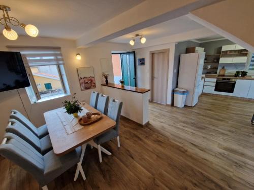 Zbicina Appartement | Lavanda apartman 2