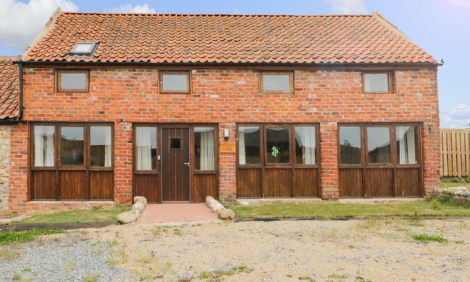Tunstall Maison | Lavender Lodge