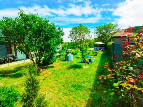 Golop Appartement | Lavender Vendégház Kicsi falu nagy szívvel varázslatos légkörrel