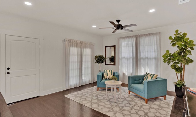 Highland Historic District Maison | Lavish, Stylish, Gorgeous Home
