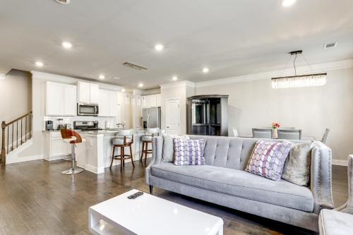 Lawrenceville Maison | Lawrenceville Townhome with Community Pool Access!