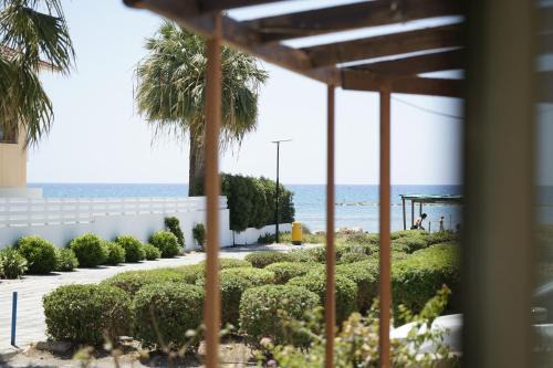 Pyla Maison | Lazuli Seafront Beach House Nr18
