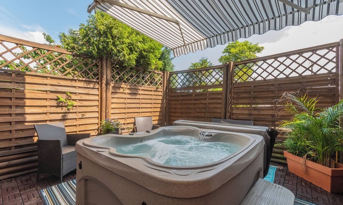 Sztutowo Appartement | Lazurowy Królewski Sen byGrandApartments