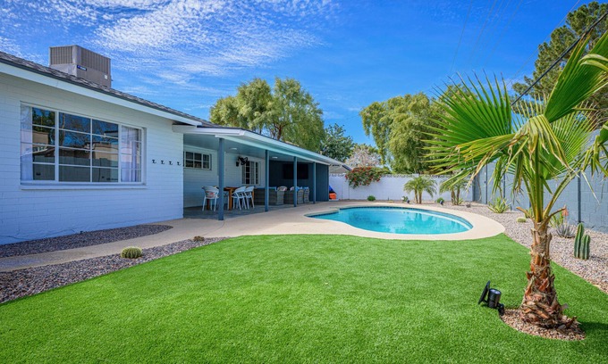 Scottsdale Estates Ten Maison | LAZY CACTUS - OLD TOWN - BACKYARD OASIS