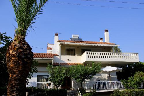 Nea Iraklitsa Maison | Lazy Cat Holiday House