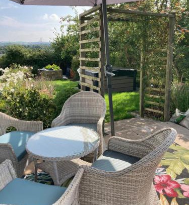 Nelson Maison | Lazy Days Cottage