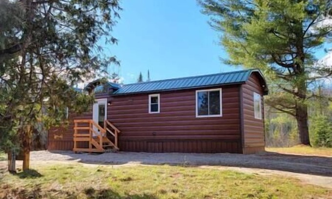 Malone Cabine | Lazy Deer - Cabin on 50 acres w/Hot Tub and mountain view
