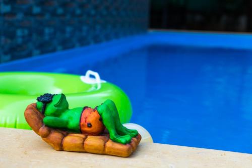 Carmona Maison | Lazy Frog Guest House