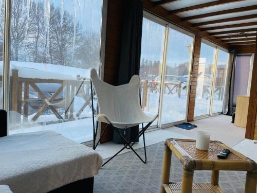 Egliseneuve-d'Entraigues Chalet De Ski | Le 77 - chalet nature proche S.Besse