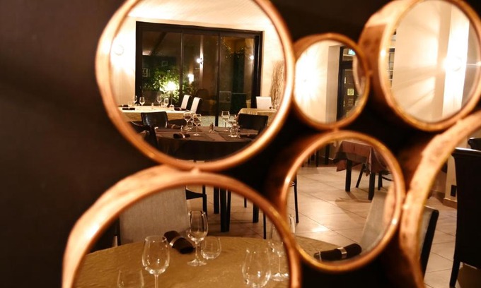 Connaux Hôtel | Le Bernon