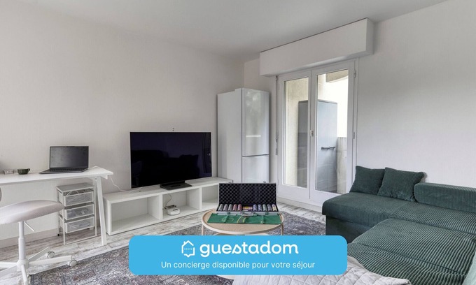 Maisons-Alfort Appartement | Le Blum - Wifi - Balcon - Porte de Bercy