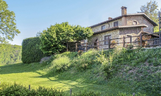 Molazzana Maison | Le Bore (CNG122) by Interhome