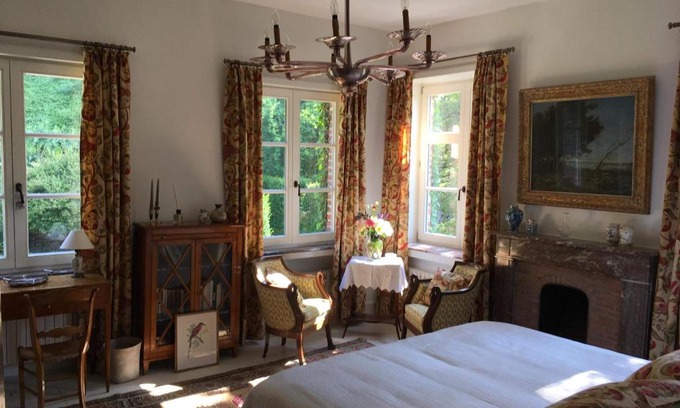 Mons Lit Et Petit-Déjeuner | Le Bocage Fleuri