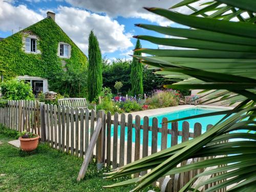 Suevres Lit Et Petit-Déjeuner | LE BONHEUR DES HÔTES