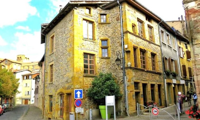 L'Arbresle Villa | L'escapade Maison pour 8 aux Olmes (Beaujolais - proche Lyon)