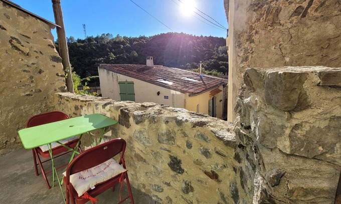 Prugnanes Appartement | Le Cantou de Juliette. Joli studio avec terrasse.