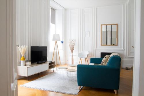 Besancon Old Town Appartement | Le Central - hypercentre standing wifi tv