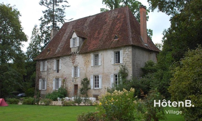 Roziers-Saint-Georges Maison | Le château du Fraysseix à Roziers-Saint-Georges