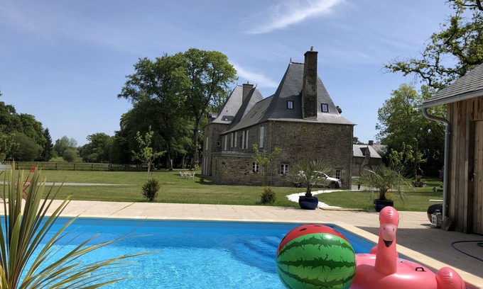Saint-Leger-des-Pres Lit Et Petit-Déjeuner | Le Château de la Croix Chemin