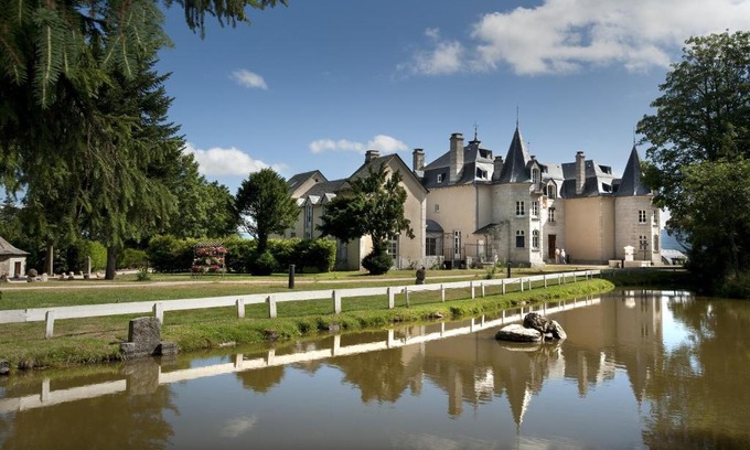 Albaret-Sainte-Marie Hôtel | Le Château D'orfeuillette