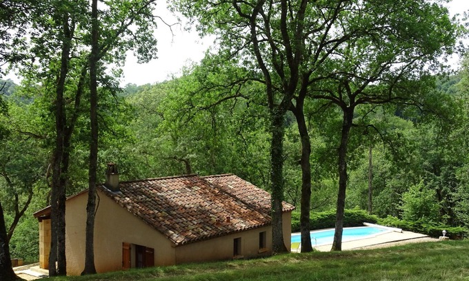 Blanquefort-sur-Briolance Maison | Le Chêne by Interhome