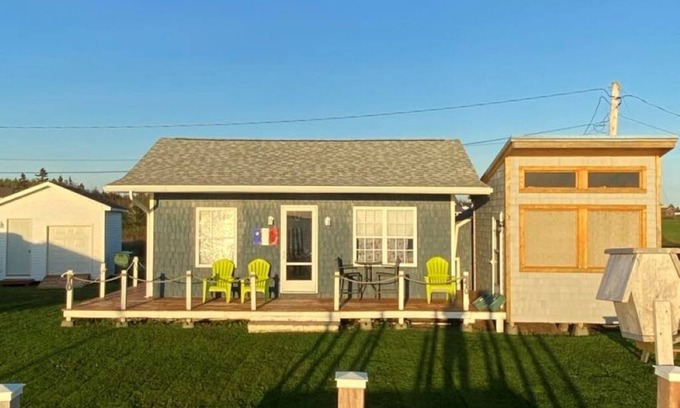 Chiasson Chalet De Ski | Le Chalet Bleu à Shippagan
