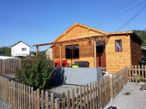 Bomal-sur-Ourthe Chalet De Ski | Le Chalet Castor - Camping International - Bomal - Durbuy