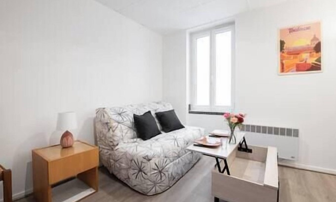 Marengo - Jolimont Appartement | Le Champs Elysées - à 2 pas de la gare, Le Champs Elysées - à 2 pas de la gare