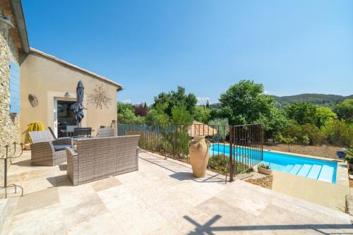Saint-Romain-en-Viennois Appartement | Le Chant des Cigales - Climatisé piscine partagée