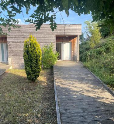 Rangueil-Sauzelong-Pech David-Pouvourville Appartement | Le Charmant des Coteaux, Free Parking & Free Wifi