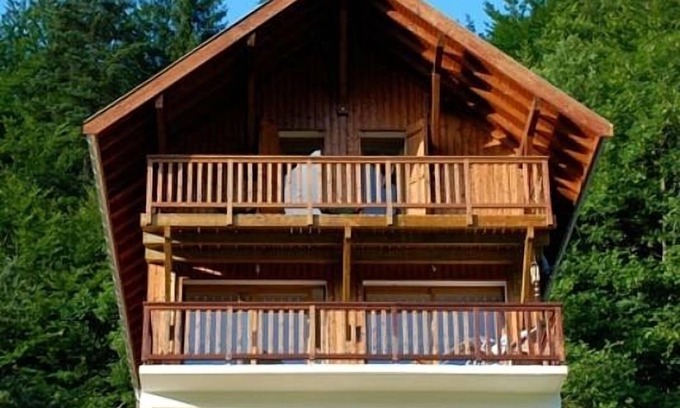 Le Chatelard Chalet De Ski | La meilleure vue depuis n'importe quel chalet des Alpes - Le Chatox !