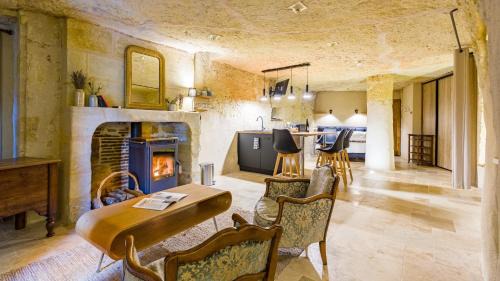 Vouvray Maison | Le Clos Baudoin B&B Troglo