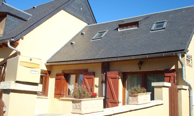 Azet Maison | Le Clos d' Azet, Small house near St-Lary-Soulan and Val Louron with WiFi