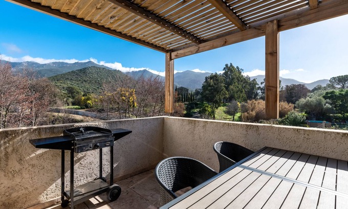 Oletta Appartement | Le Clos d'Oletta - Vue montagne