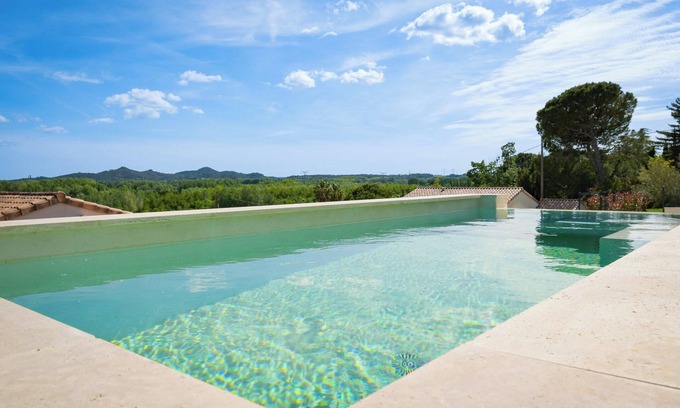 Montfrin Villa | Le Clos de Jade.