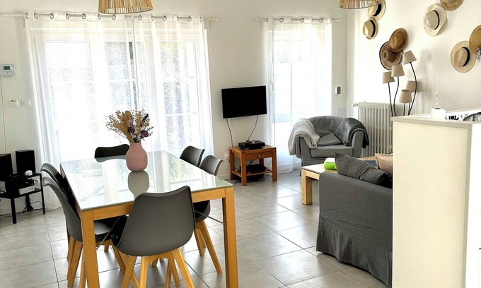 Montlouis-sur-Loire Maison | Le clos jasmin - Quartier historique de Montlouis sur Loire