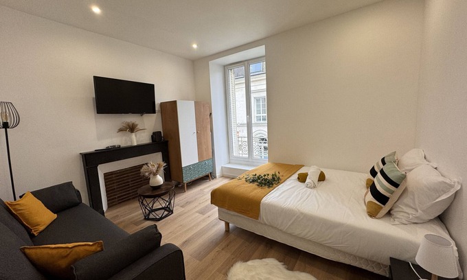 Ecommoy Appartement | Le Cocon-3p-Centre-Cosy