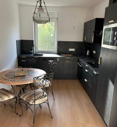 Sarralbe Appartement | Le Cocon de Mimi Grande terrasse couverte et confort
