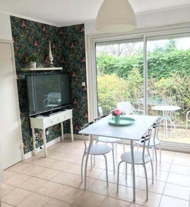 Liffre Appartement | LE COCON - Terrasse - Lumineux - Proche RENNES