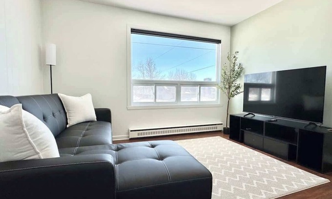 Ste. Foy Appartement | Le Cocooning Summary:
