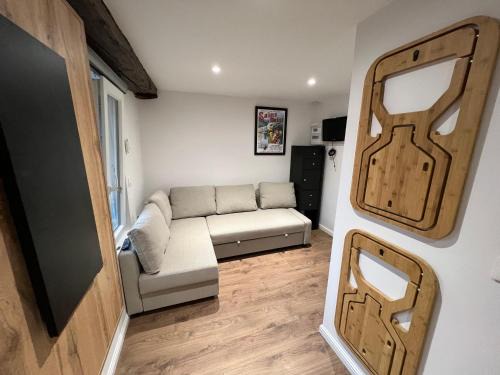 Salins-les-Bains Appartement | LE COQUET hyper centre climatisé