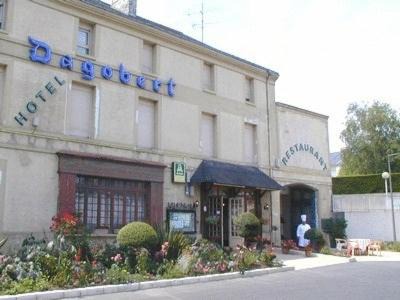Doue-la-Fontaine Hôtel | Le Dagobert