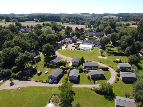 Kernascleden Autre | Le Domaine du Scorff - hébergements insolites chalets 4 à 6 personnes et roulottes
