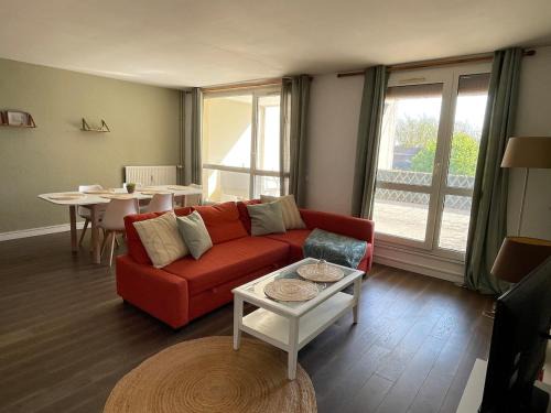 Royallieu Pompidou Appartement | Le Duplex Convivial de Compiègne